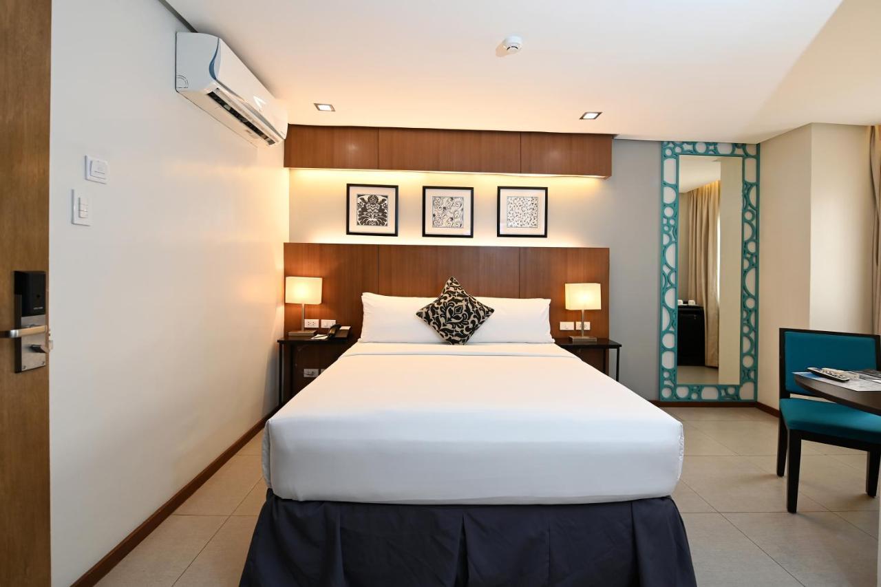 St Mark Hotel Себу Экстерьер фото